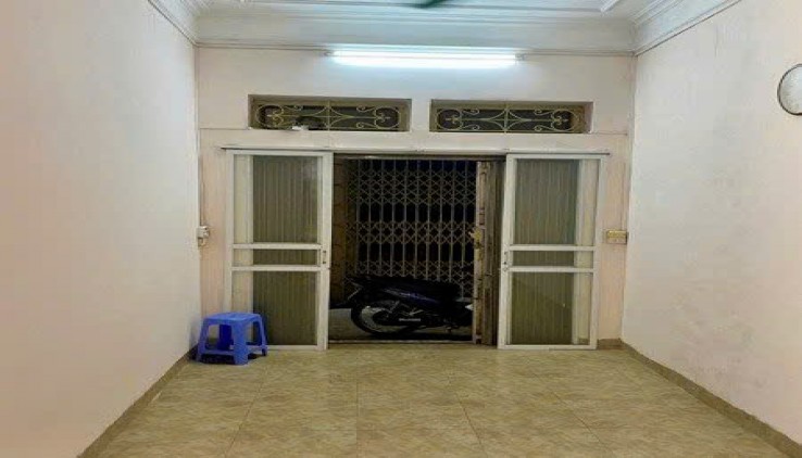 7 Triệu có ngay nhà Phố Trần Hữu Tước (Hồ Đắc Di) 3.5 tầng, 2 ngủ